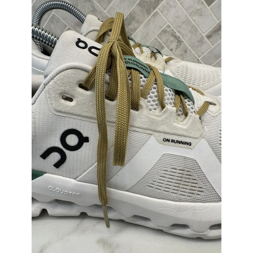 On Running Cloudrunner 2 Running Shoes Womens 8.5 Undyed Green Lace Up Sneakers